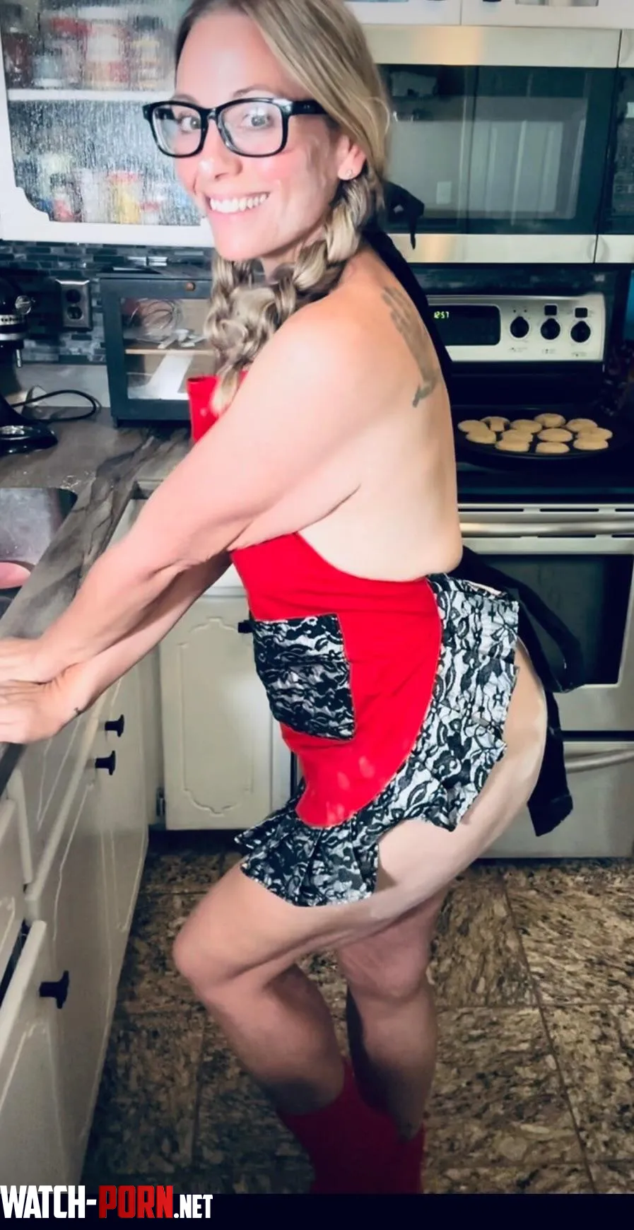 You know you want a MILF thatll have cookies and a BJ ready for you when you get home from work  by Toejam194