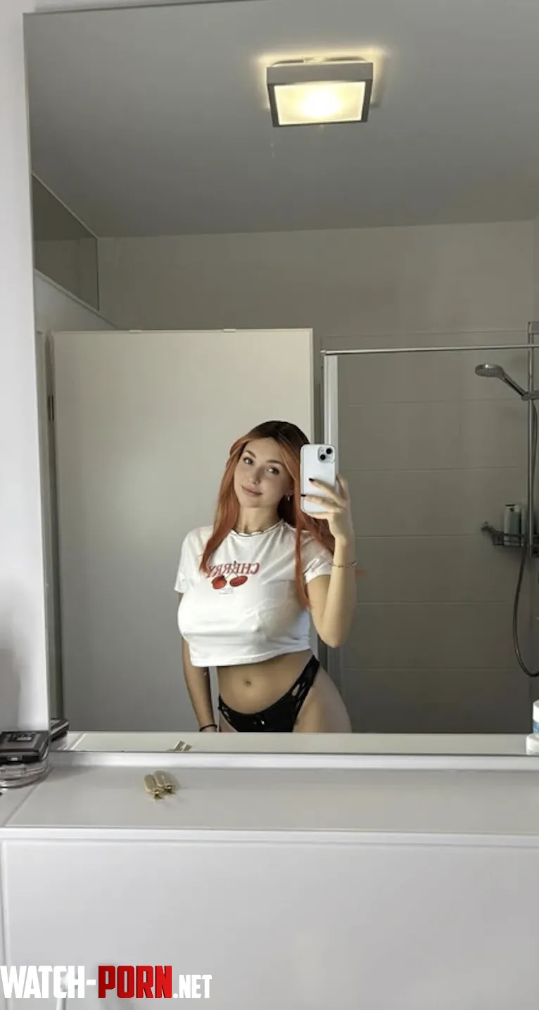hi my first post here  please be nice by Fyrebrand18