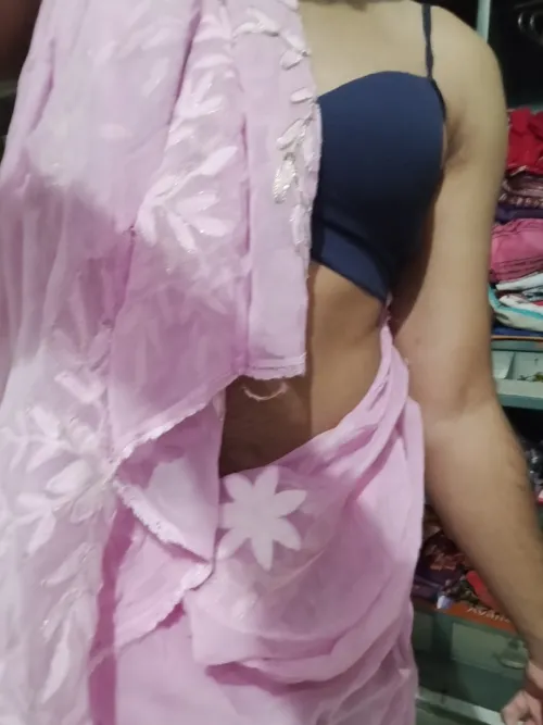 Thumbnail Saree Sensations: First-Time Experience with Business_Sentence287 - Asiansissification Journey