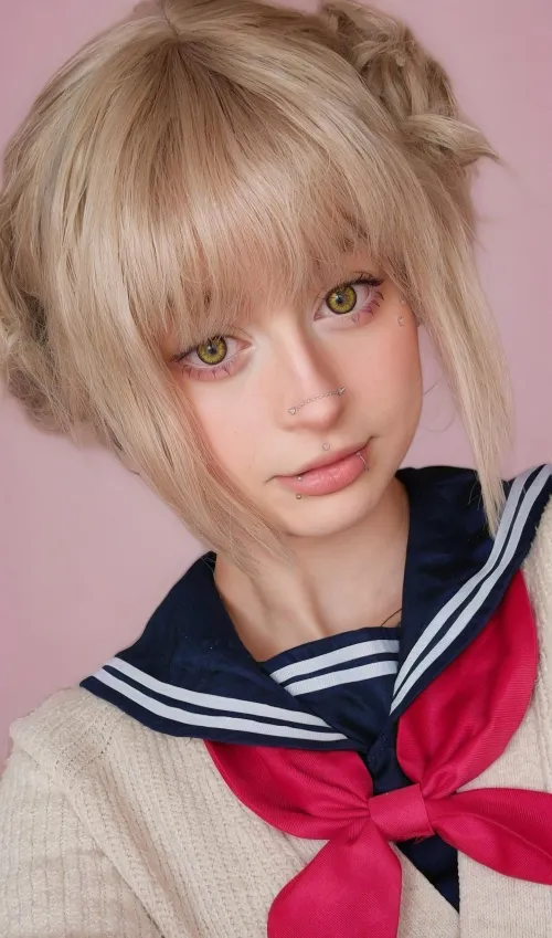 Thumbnail My Hero Academia Impersonation: Himiko Toga by MagiKissu | cosplaygirls Category
