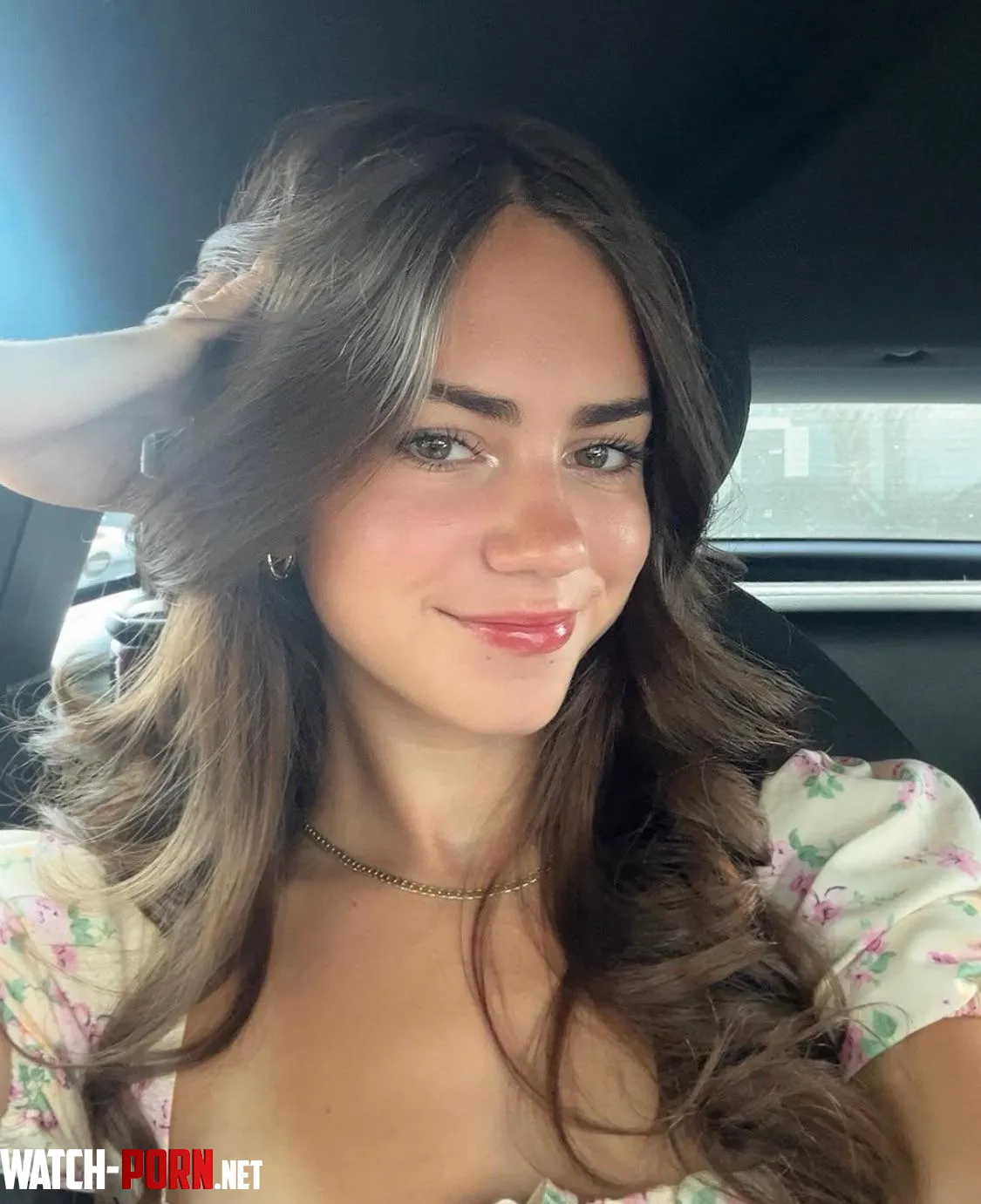 Isabella Flores by Reasonable-Owl-3857
