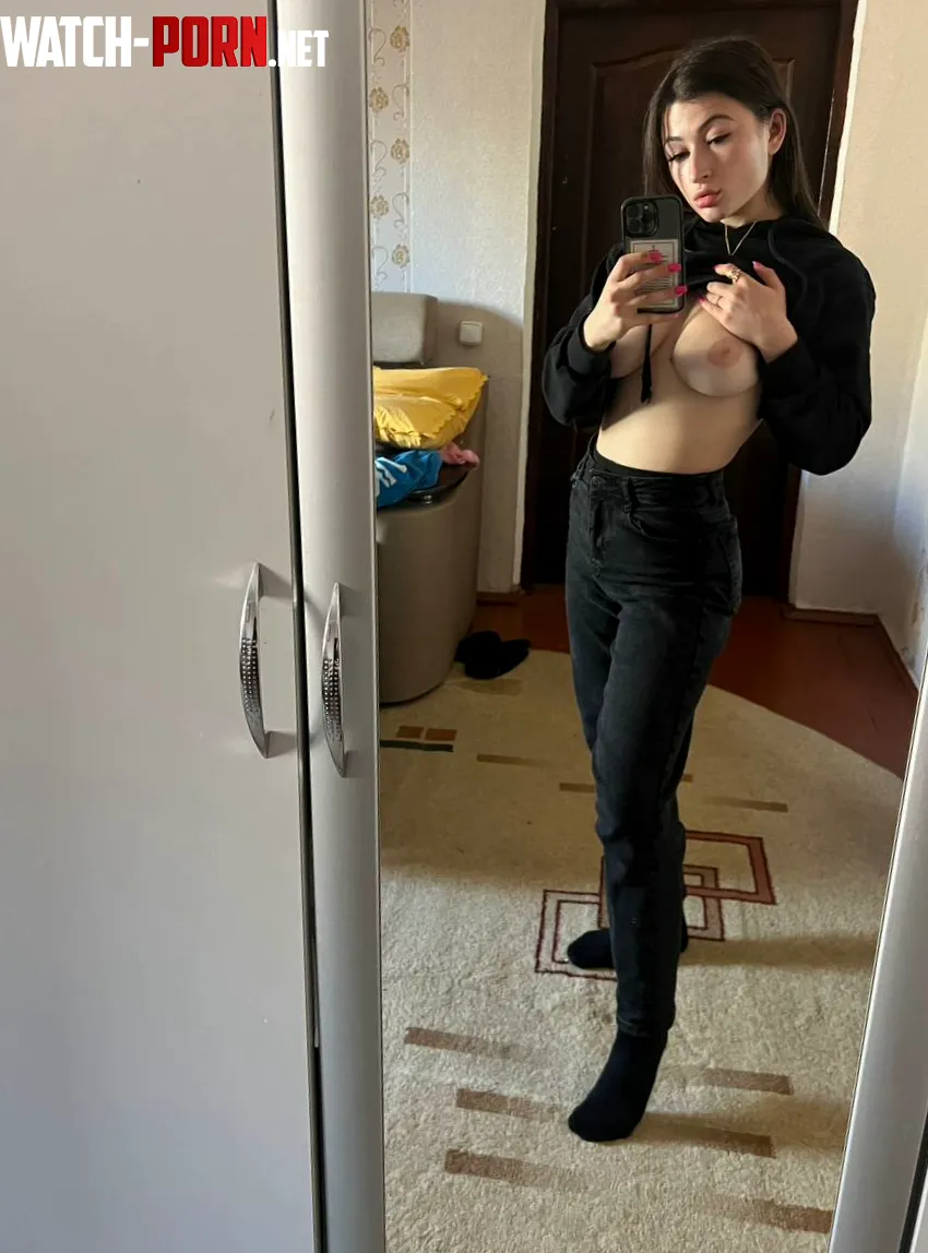 taking naked selfies is a necessity of life by dreamyverax
