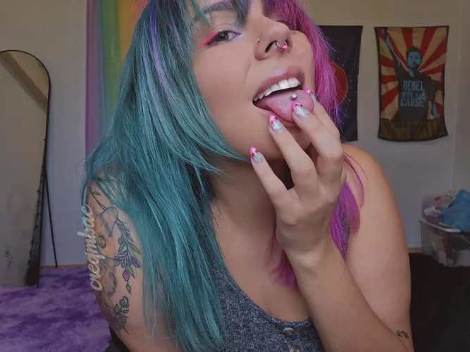 Thumbnail Matching Beauty: Hair, Nails, and Makeup | creqmbae