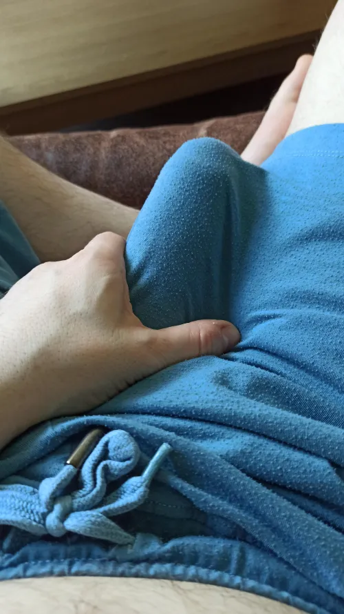 Thumbnail 35 Straight Work Setup: A Peek into the Bulges Scene | throw3695