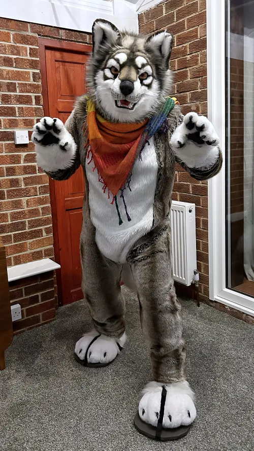 Thumbnail Let Out Your Inner Wolf with Awooo Art by smog_the_wolf
