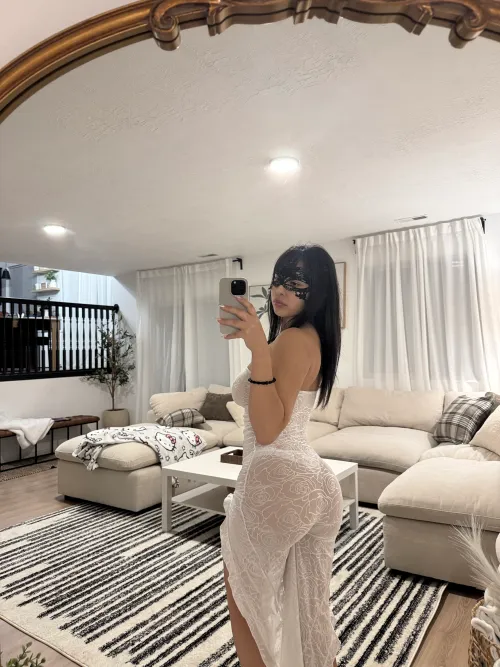 Thumbnail Discover Your Future Wife Looking Hottest in Tight Dresses