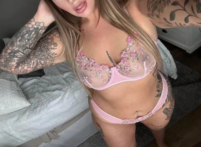 Thumbnail Curvy Girls in Mirror Selfies - Cutiepiekami