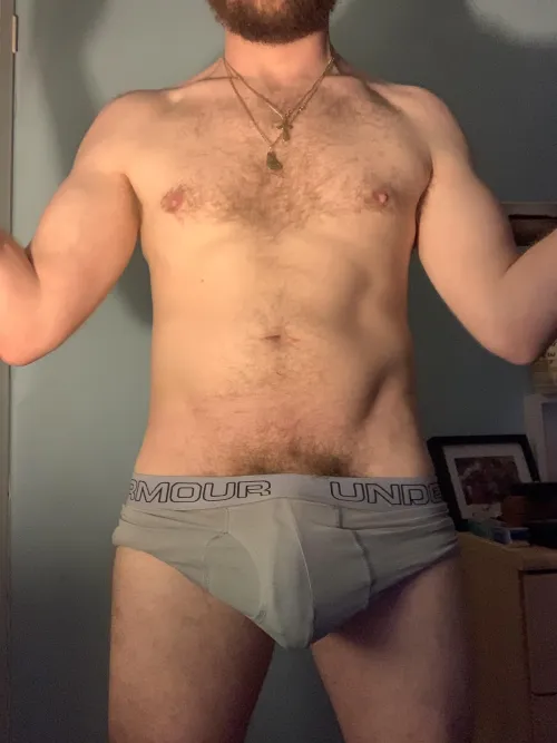 Thumbnail Dive into the Post-Workout World of a 30 Bi | NiceGuyRB | Bulges