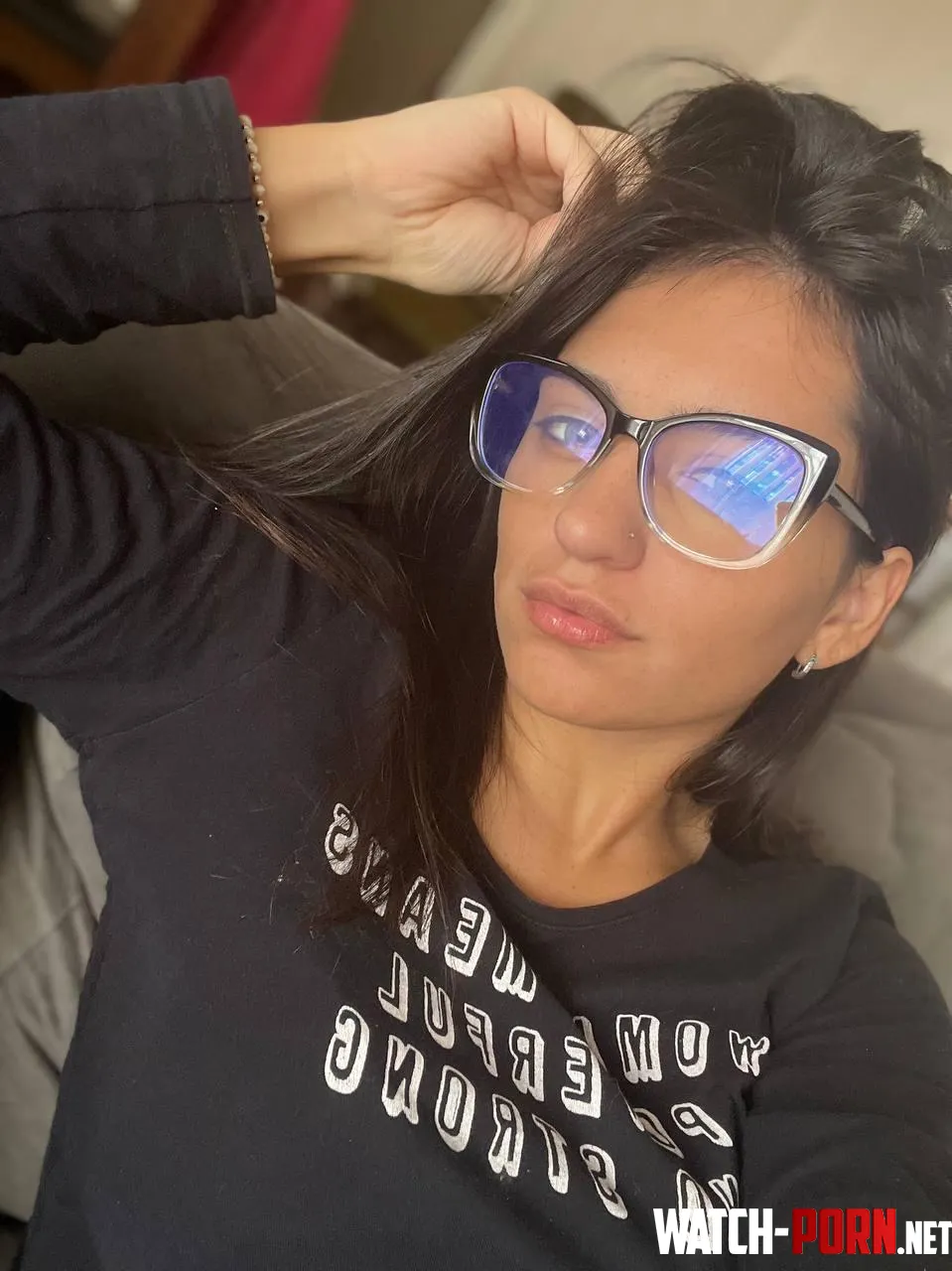 Im a nerdy girl with my new glasses by pinkloviing