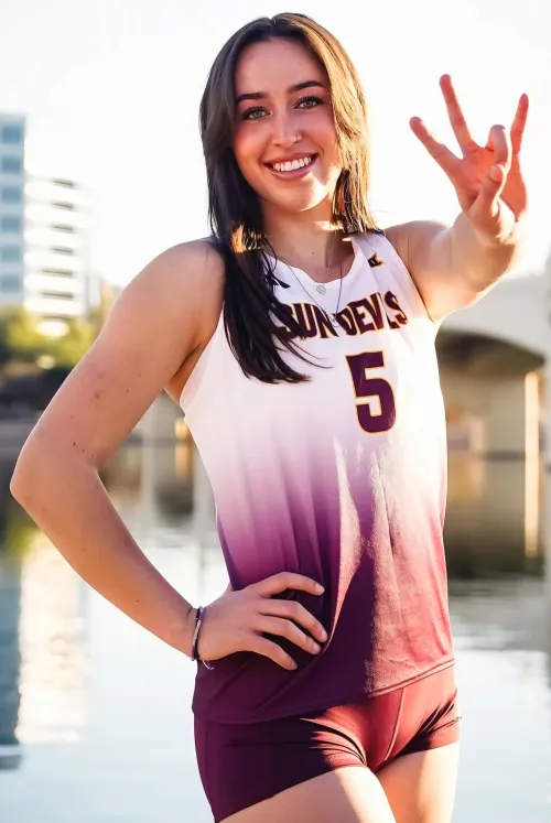Thumbnail Athletic Beauty: Spotlight on Tori Clement by dmme2471 | VolleyballGirls