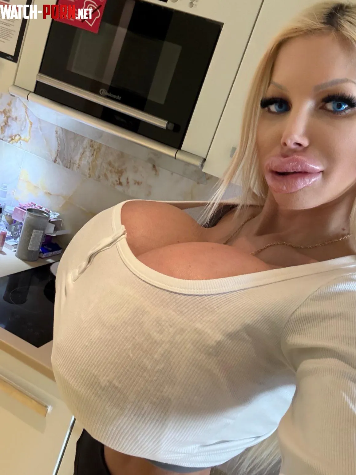 This should be a normal look of a stay at home mom in the future by trophylover