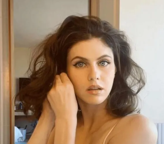 Thumbnail Alexandra Daddario: A Glimpse into Beauty by UrbanAchievers6371 | PrettyGirls