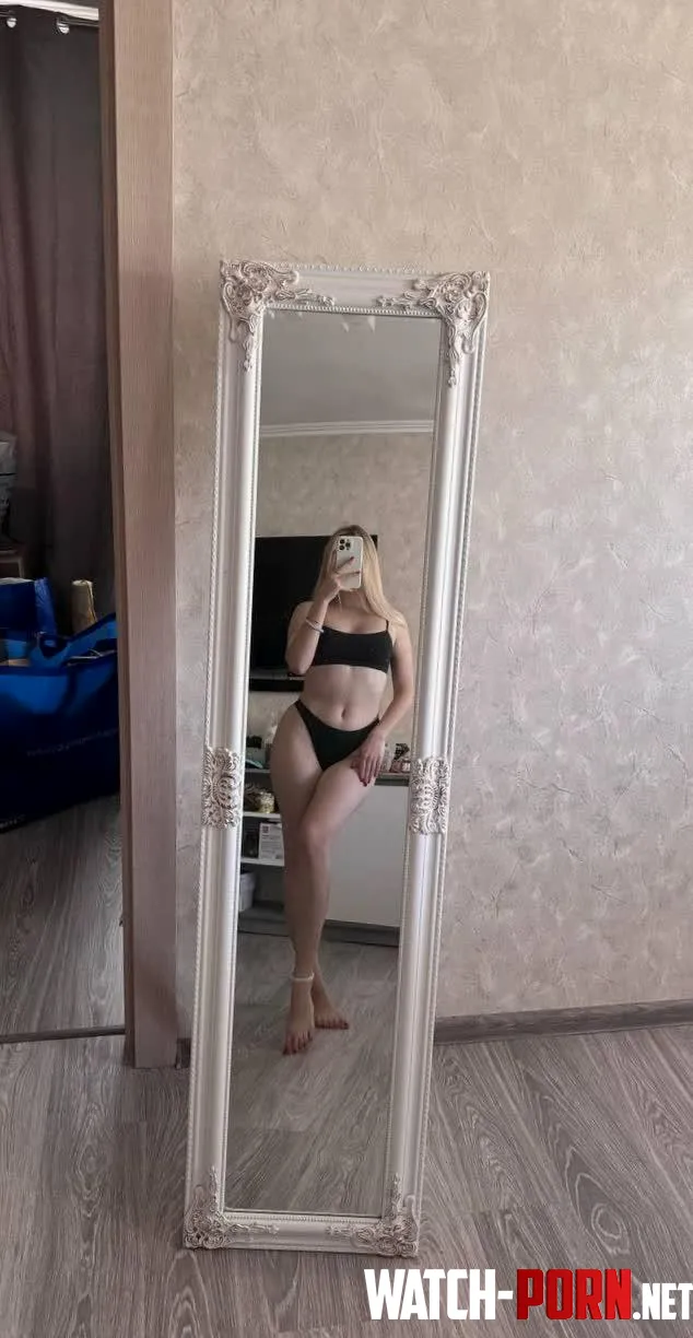 Black outfit makes me stand out by blue1to7
