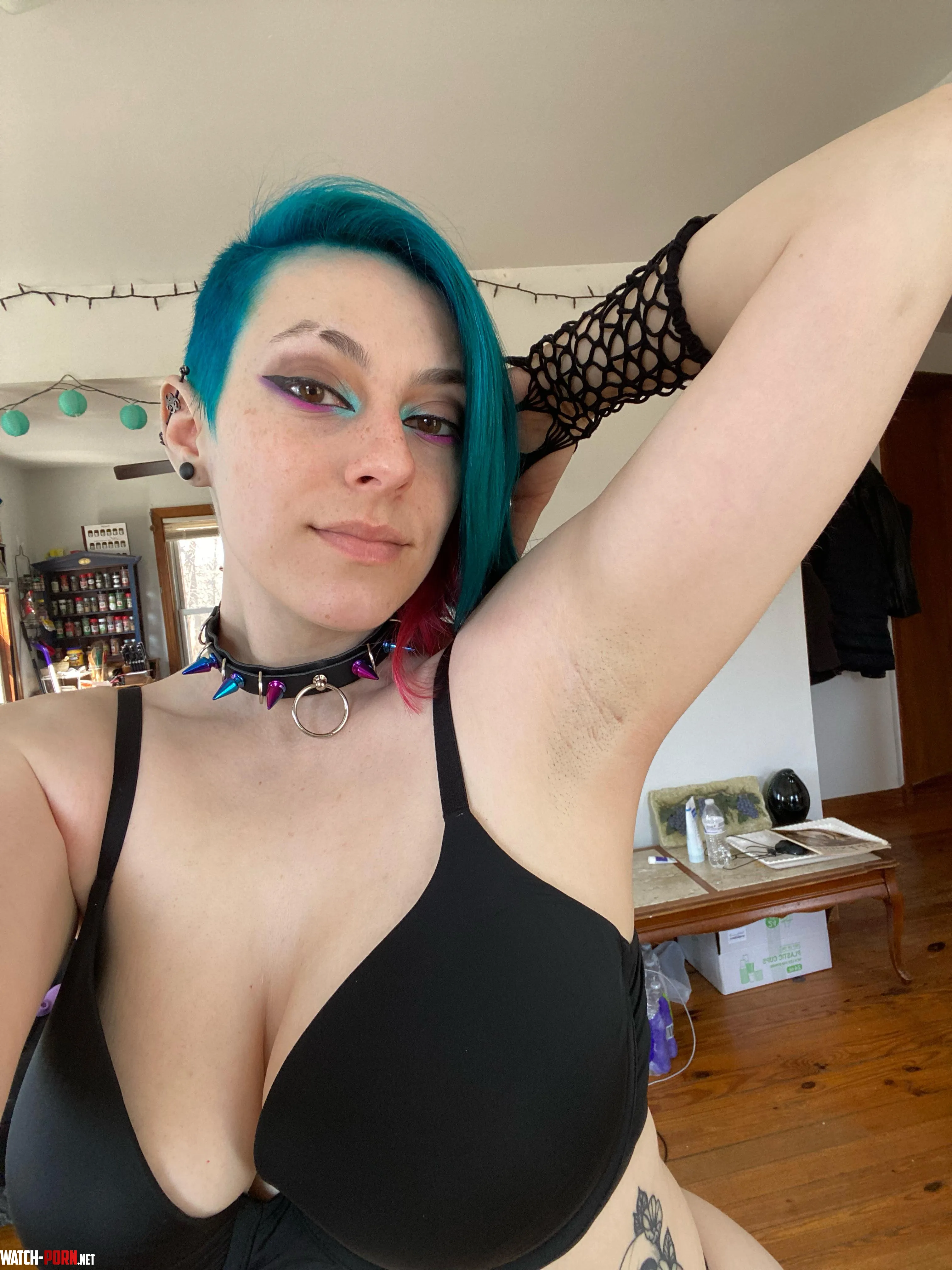Would you lick my armpit wrinkles by Blue-Haze-Babe