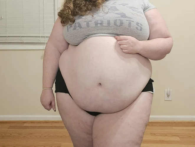 Thumbnail Confidence Amidst Body Changes | AthenaHeavy