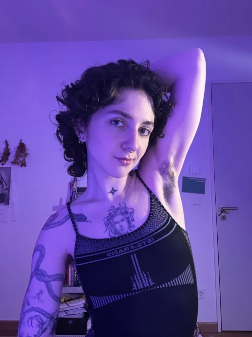 Thumbnail Zephyrenia's Temptation: Lickable Hairy Armpits in armpitfetish