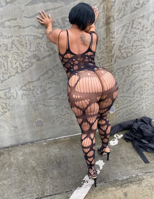 Thumbnail DiscussionObvious358 Explores the World of BoltedOnBooty