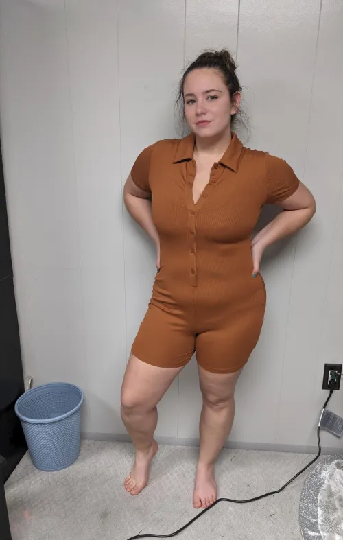 Thumbnail Why Rompers Are Perfect for Curvy Girls by LilButThicc