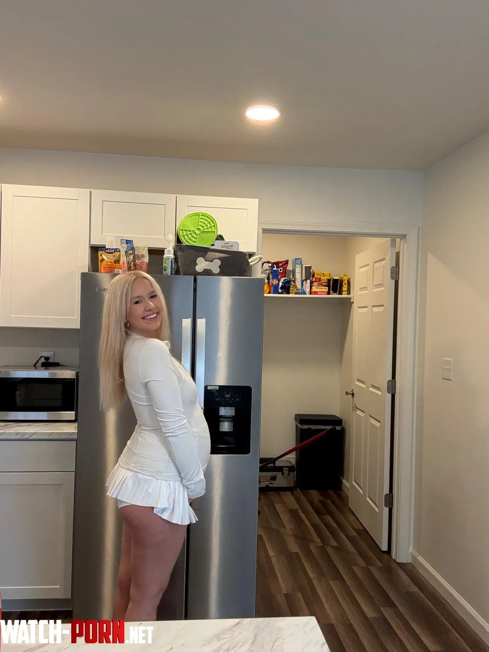 Are my pregnant ass view enough to make you hard by Leah_bailey