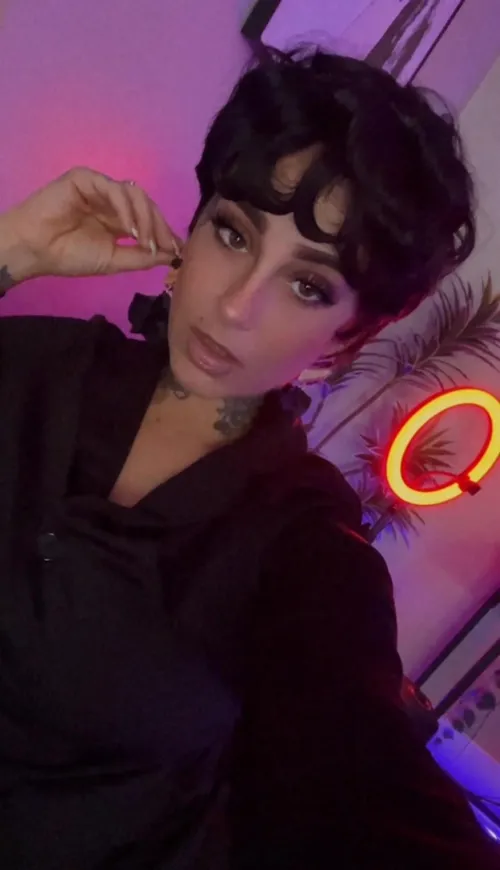 Thumbnail Godd_tasha_ess Unveils: New Pixie Cut for a Fresh Look