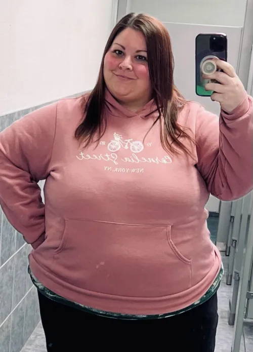 Thumbnail Selfie Secrets: kinkykasey11 Unveils a Lil Selfie in the ssbbw Scene