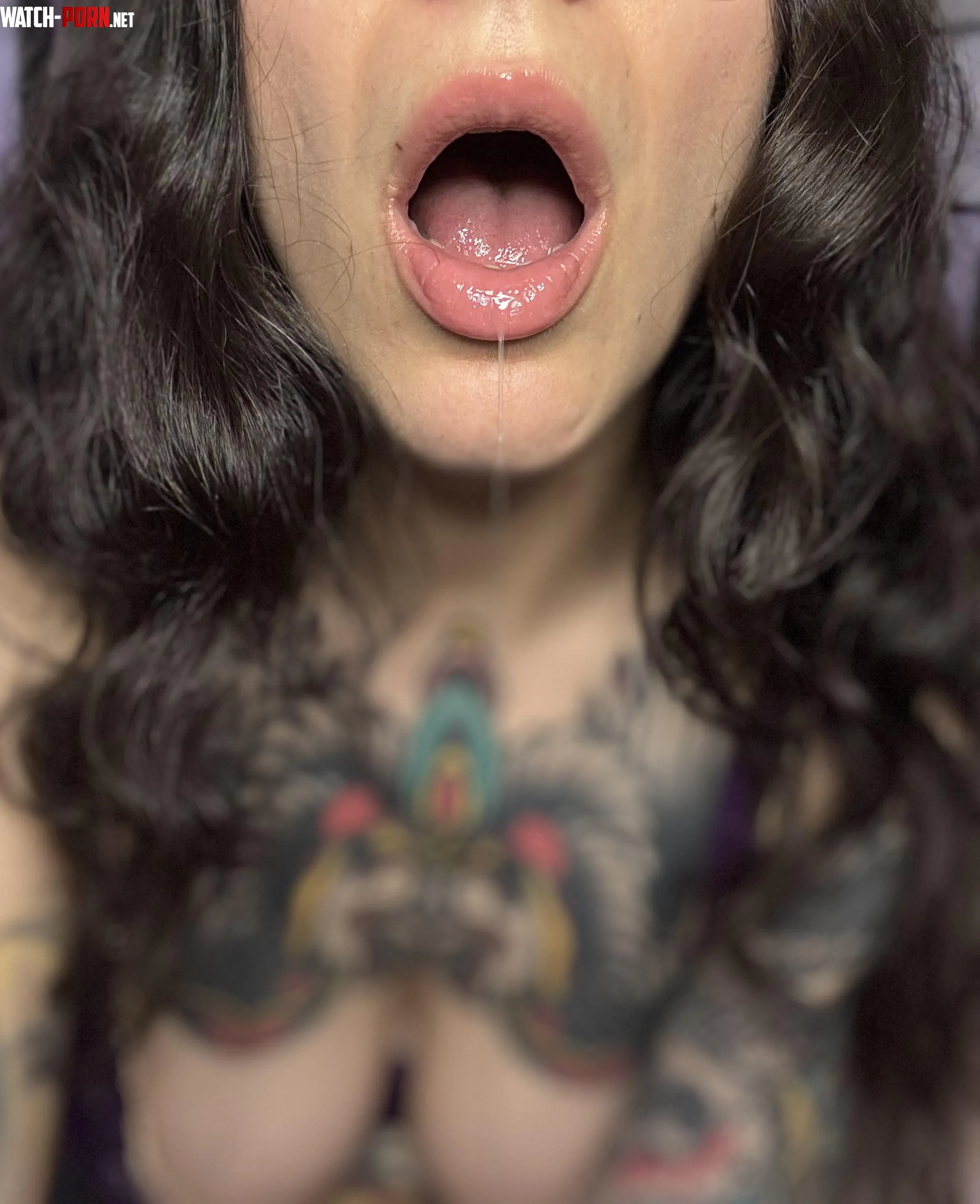 Wet mouth by ellixraven