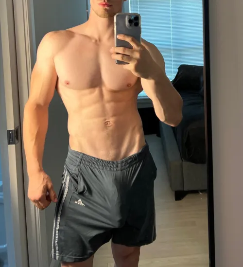 Thumbnail New_Appearance5248 Features Straight and Veiny Bulge Exploration | Bulges