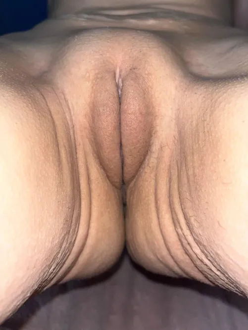 Thumbnail Unlocking Zooming Adventures in 'You Can Zoom If You Want No Probs for Me' by latinadoit