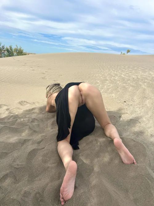 Thumbnail Naughty, Sweet, and Petite - Bluehut6's Beach Tale