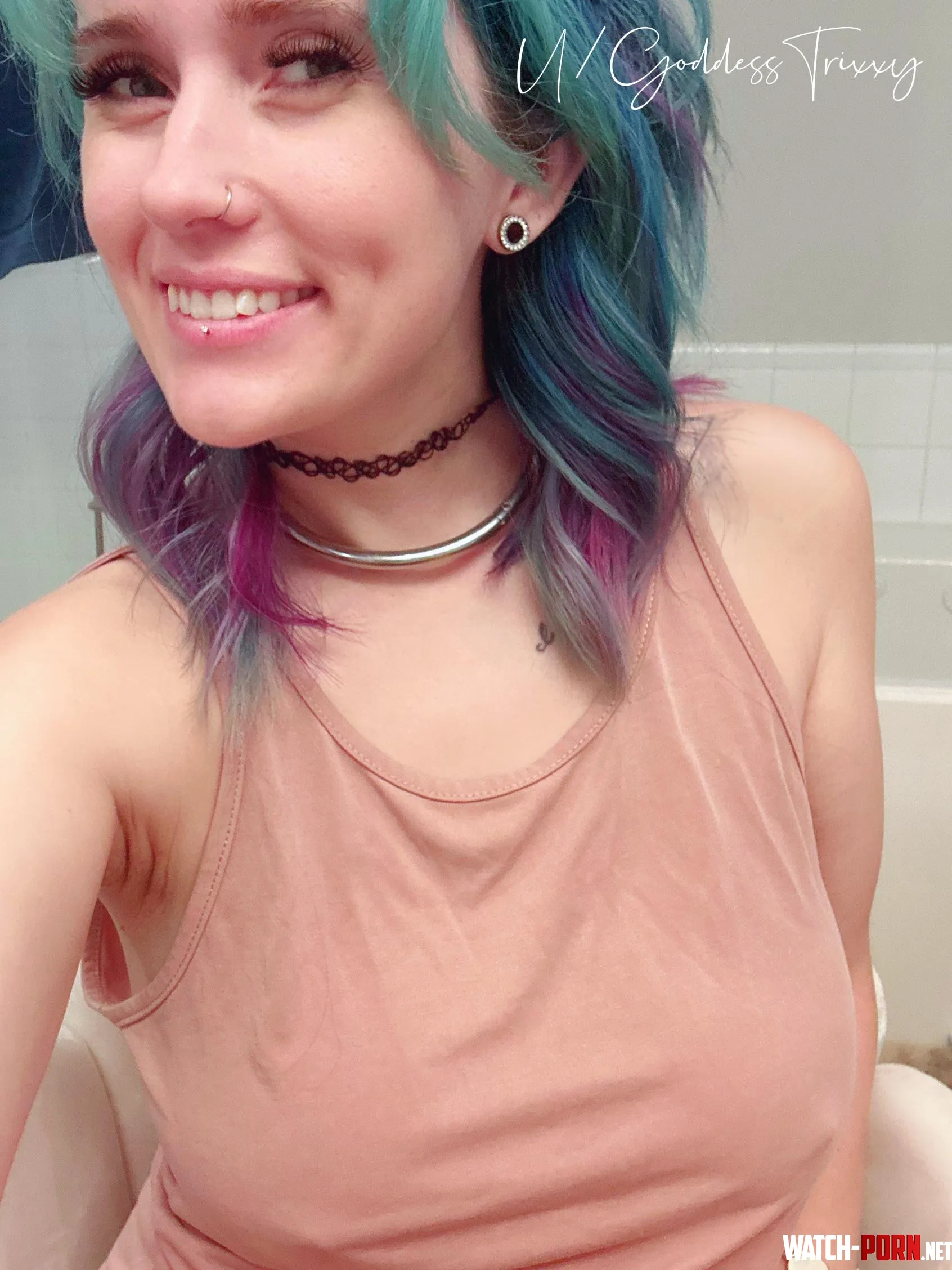 Smile like you dont cause any problemsyet  by MistressTrixxy