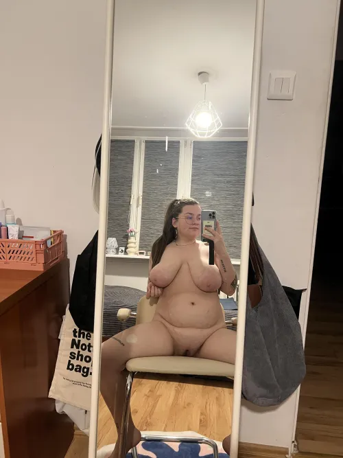 Thumbnail AliceCinnabuns' Gathering: Celebrating Chubby Beauty in BBW_Chubby Domain