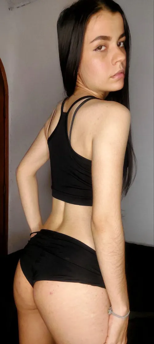 Thumbnail Sassy in Black - DahliaxxMoonlight's Croptopgirls Revelation