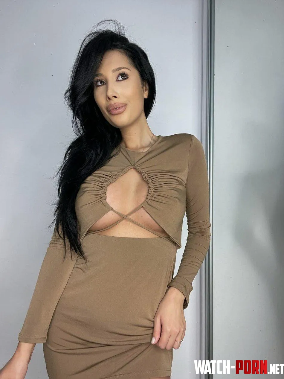 imagine if you had a coworker like me dressing up like this at your office whats your reaction   32F by noireih