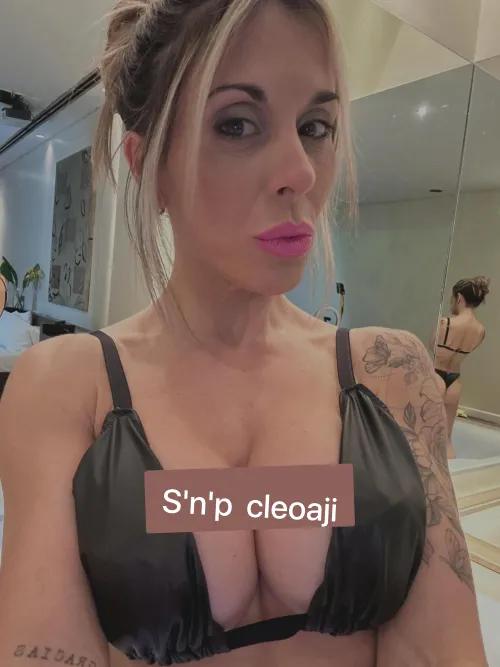 Thumbnail Not Everyone Can Handle Me - Handbra Confidence