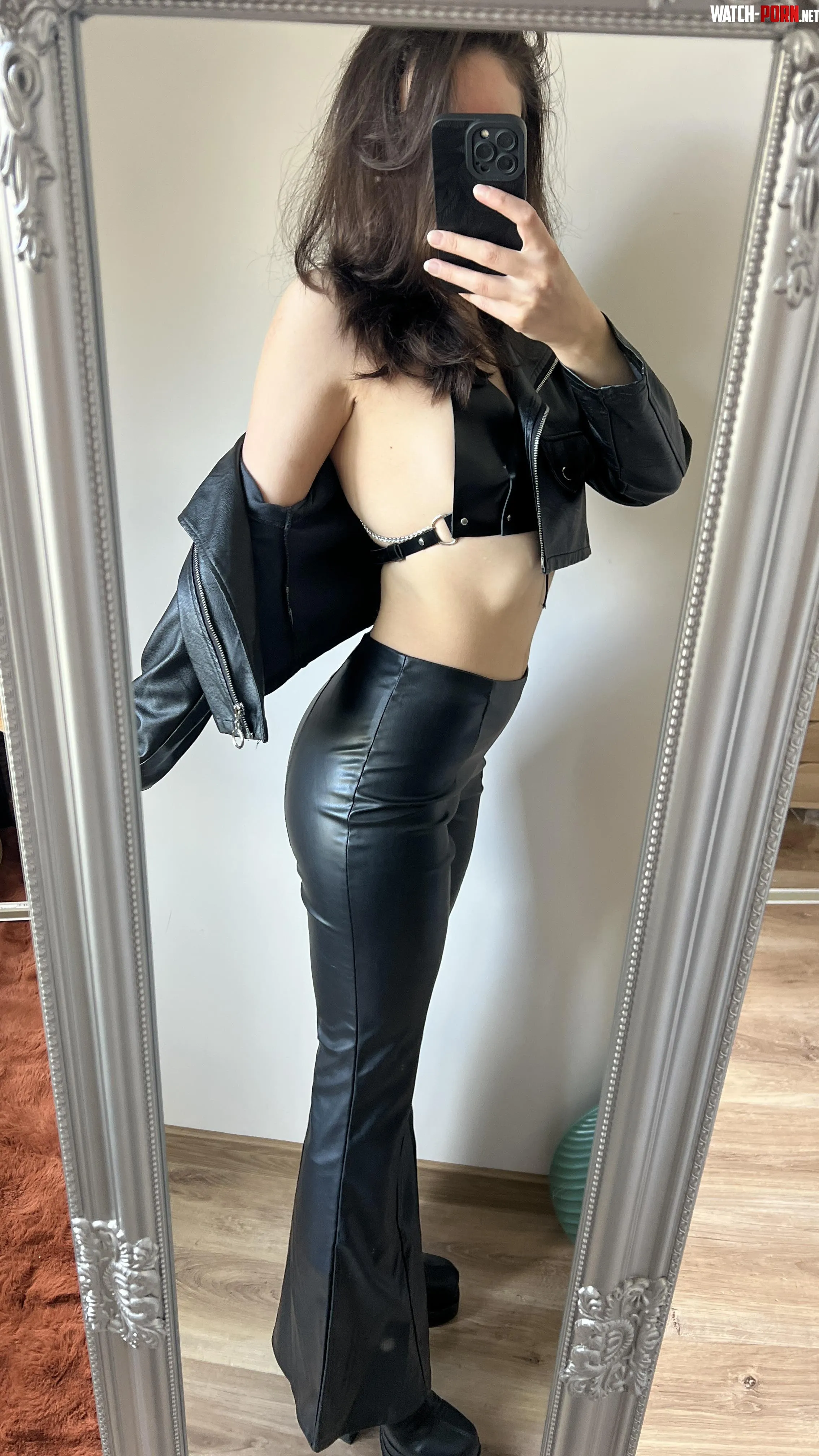 When my leather is shining Im always having a super nice day by Secret_Pudding_9557