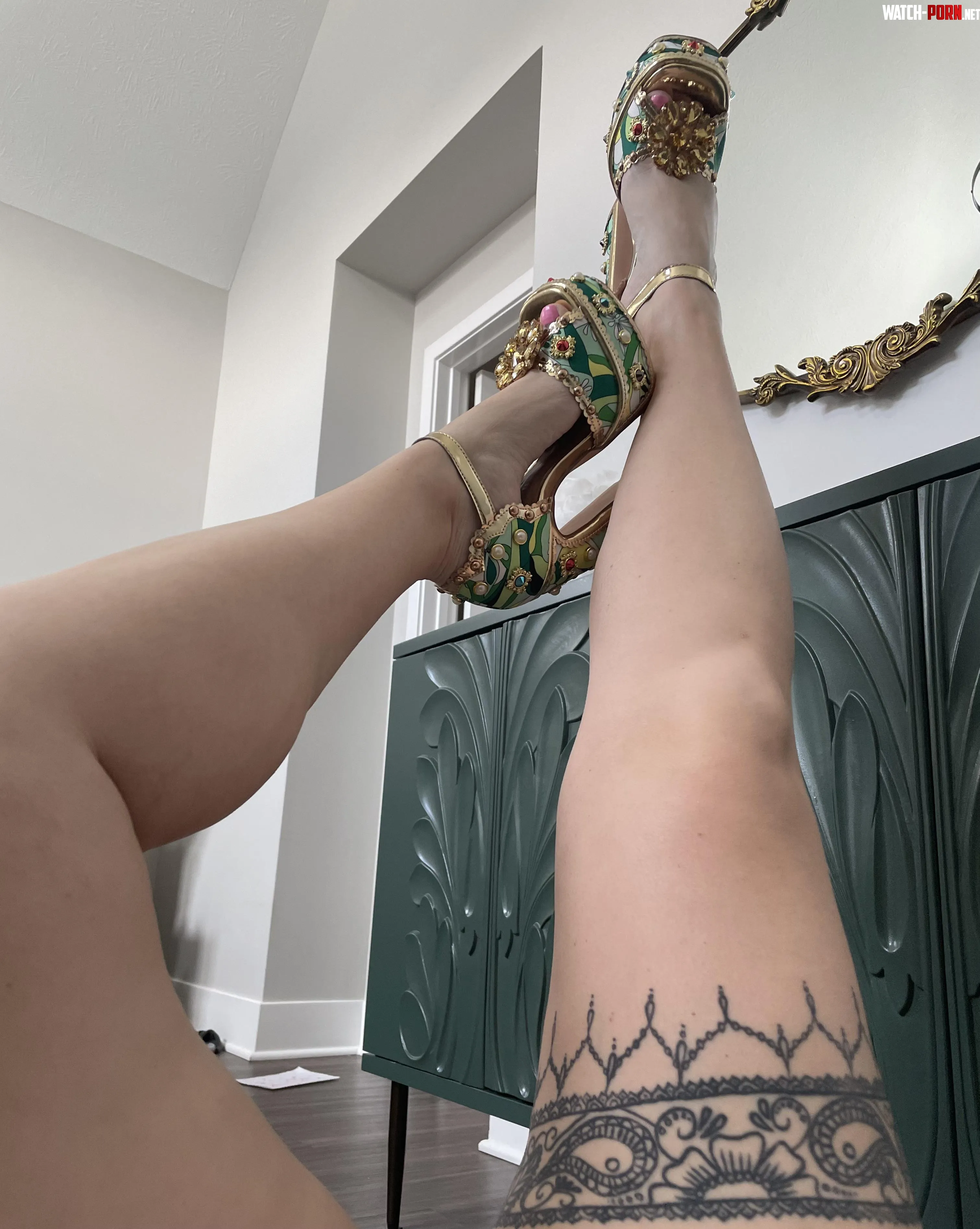 Legs tats amp heels by beezeerxz