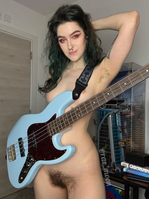 Thumbnail baby_moonn's Bushy Bassist Chronicle | HairyArmpits