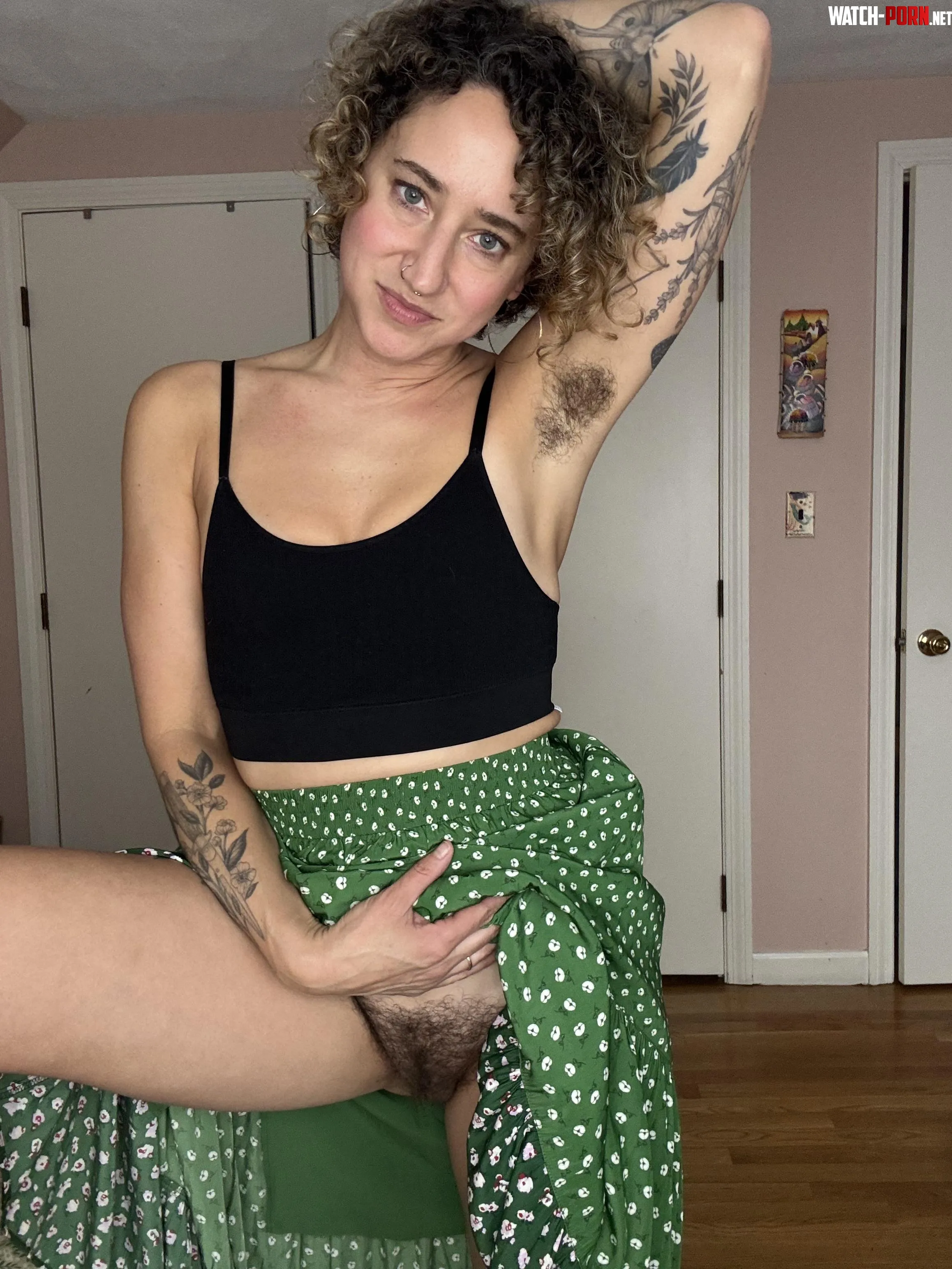 do you like natural girls like me by HairyRachel_Mae36