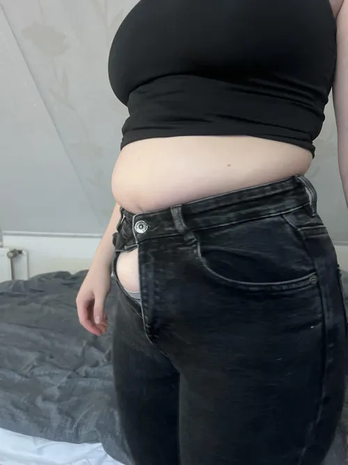 Thumbnail Struggle with Jeans - Stuffers Tale by Big-Raspberry-3832