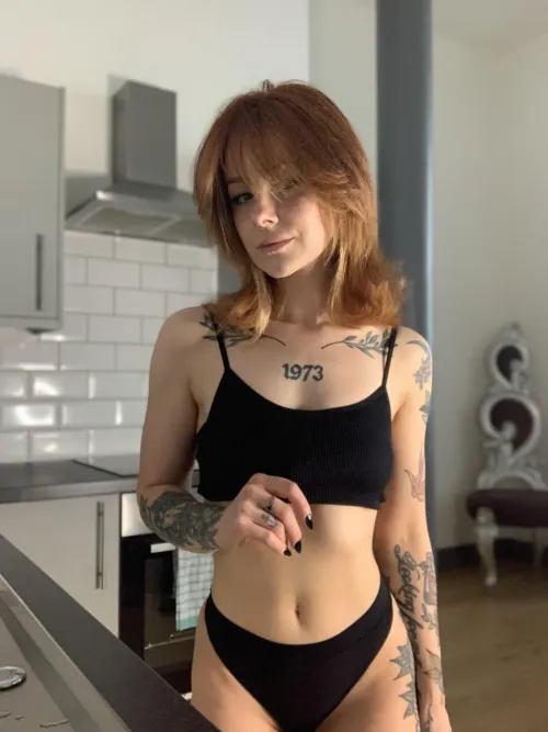 Thumbnail Exploring the SceneGirl Persona with Freaky_Foxyy