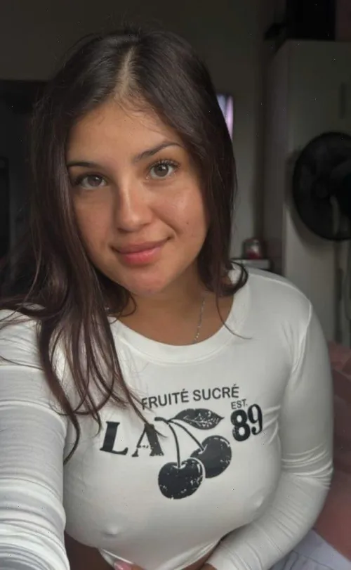 Thumbnail Is Going Braless Okay at School? SeductiveRuby_ Weighs In | college sluts