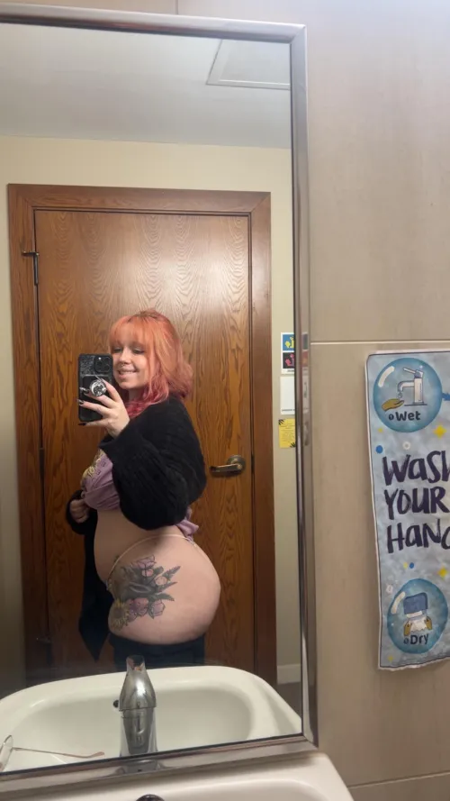 Thumbnail Empowering Self-Expression: Nudes at Work by BookSlut18