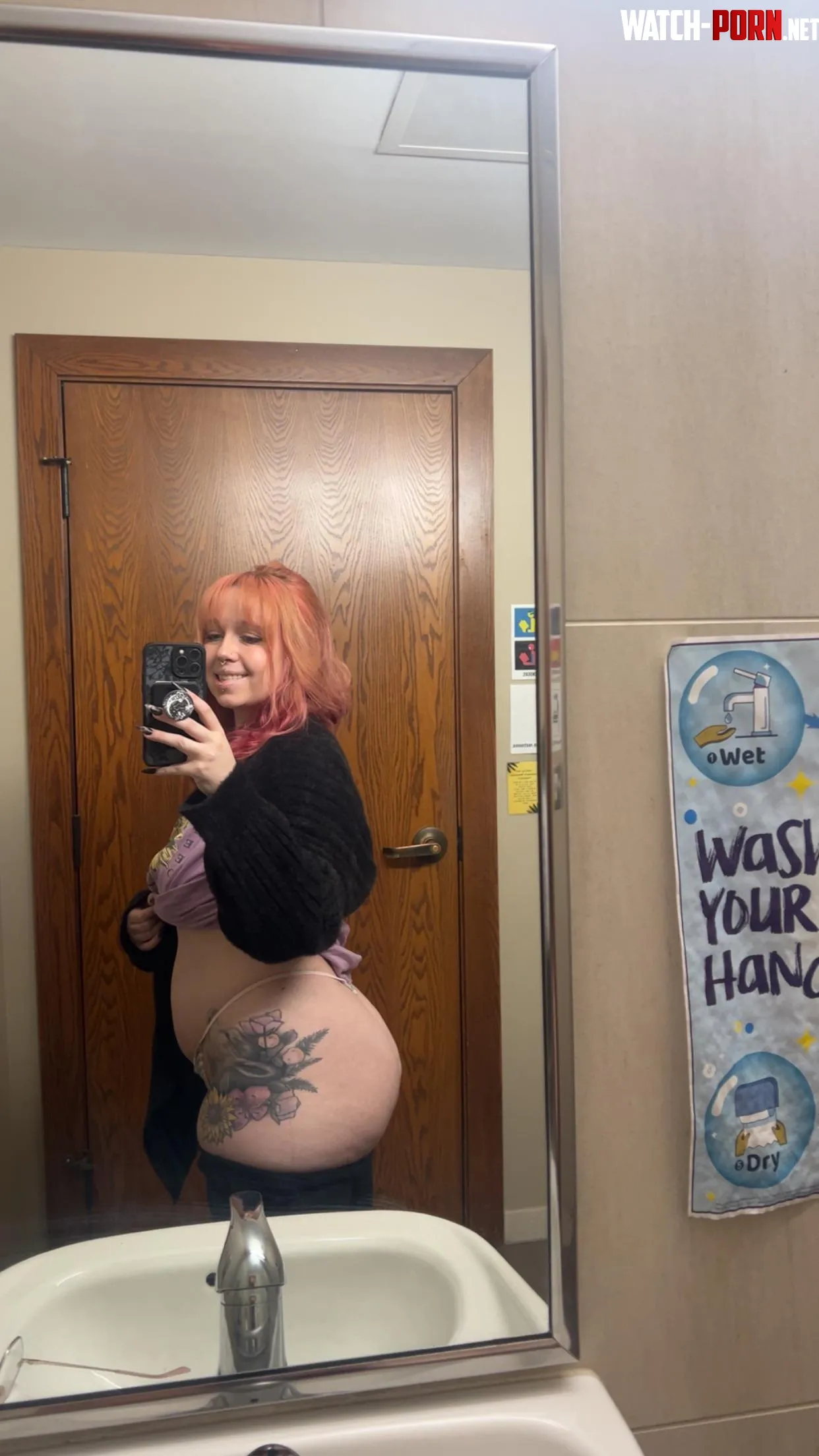 I take nudes at work  by BookSlut18
