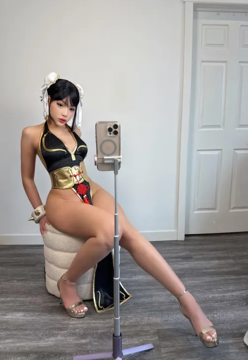 Thumbnail ChunLi from Street Fighter Cosplay Delight by strawbunnix