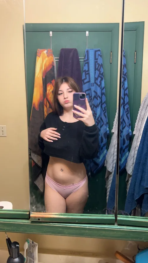 Thumbnail Fashion Favorites: Crop Top Obsession with Urfavashhh