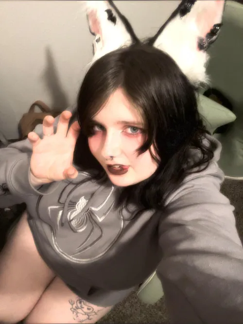 Thumbnail Unique and Fun: Expressing Yourself with Bat Ears at 19