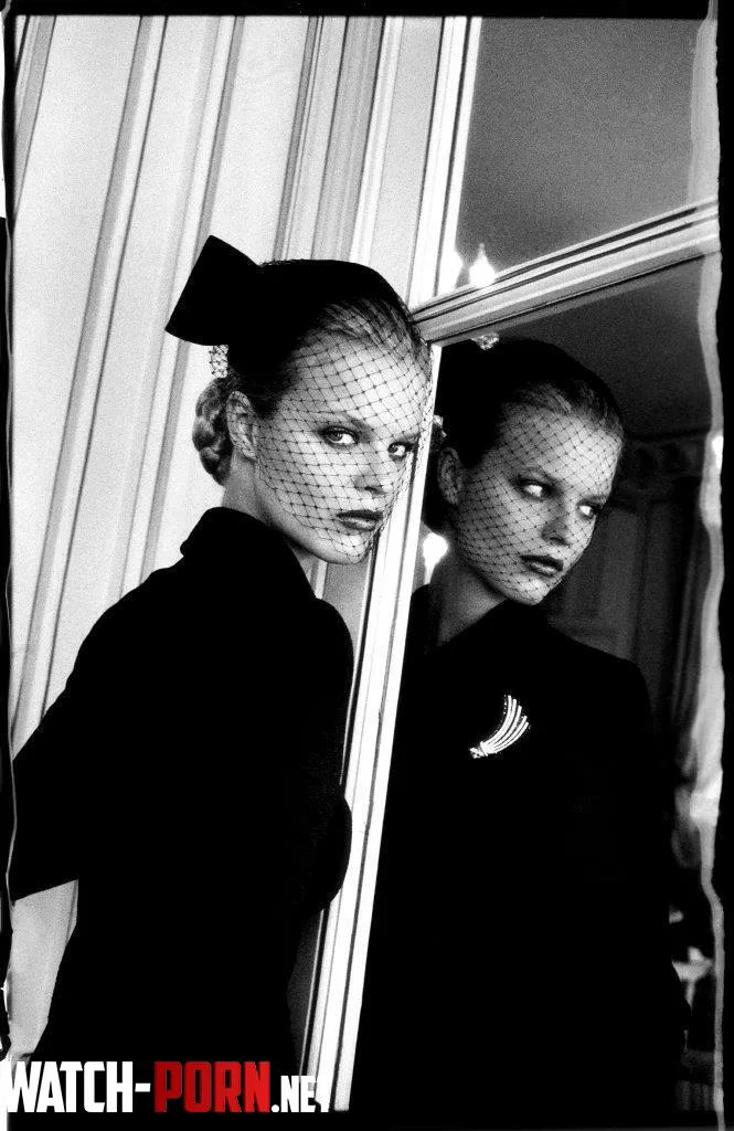 Eva Herzigova by bil-sabab