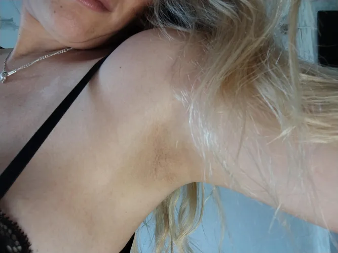 Thumbnail Unforgettable Experience: Ready_Replacement516's Armpit Dream | armpitfetish
