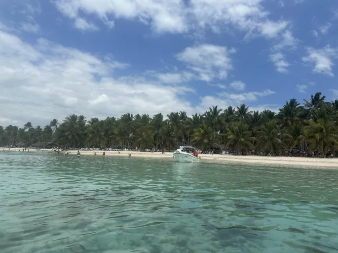 Thumbnail Punta Cana, Dominican Republic: A Tropical Escape by RelativePrimary8809