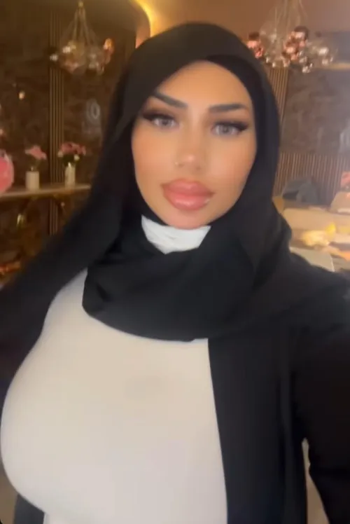 Thumbnail ESI-1985's Hijab Revelations | 2busty2hide